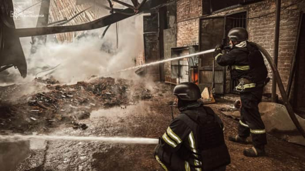 Двоє людей загинули та 15 поранені під час нічної атаки РФ на Україну – Зеленський