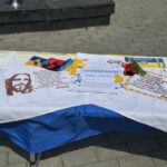 Підтримка полонених та зниклих безвісти: у Києві вишивають "Рушник надії"