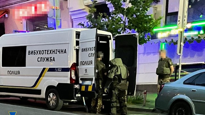 Намагалася підірвати кафе в центрі Києва: СБУ затримала жінку
