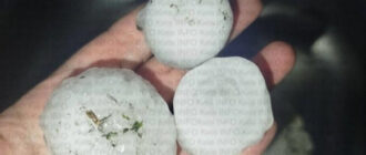 Под Киевом выпал град размером с куриное яйцо