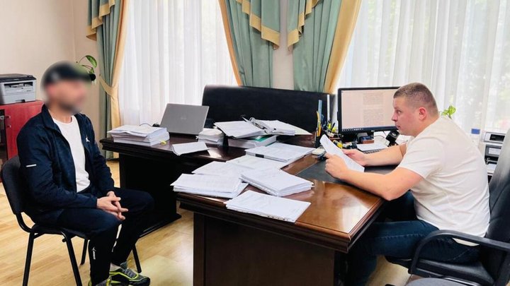 Щомісяця заробляли близько мільйона грн на фальшивих довідках МСЕК: правоохоронці підозрюють киян