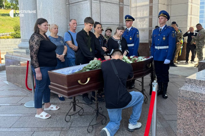 У Києві попрощалися із загиблим командиром штурмової бригади "Лють" Максимом Казбаном