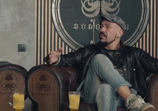 Бізнесмен Юрій Чернецький. Фото: скриншот відео з YouTube-каналу Джентльмены