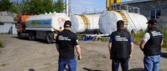 В Киеве обнаружили нелегальную нефтебазу