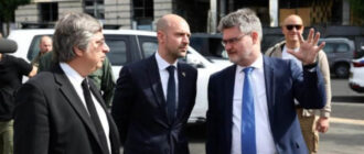 Міністр закордонних справ Франції прибув до Києва і відвідав місця російських ударів