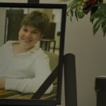 Берегла колоски на весілля, а принесла на похорон: у Києві попрощалися з загиблим 14-річним Назарієм Ковалем