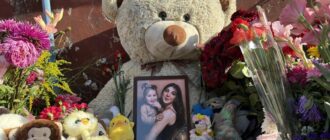 У Києві попрощалися із загиблими дворічною Ангеліною та її мамою Надією