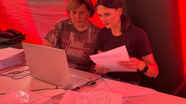 Штаб допомоги біля зруйнованої п'ятиповерхівки у Києві припинив свою роботу. Куди звертатися мешканцям
