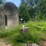 У парафії св. Миколая спростували інформацію про знищення католицьких поховань на Байковому кладовищі