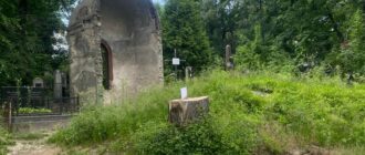 У парафії св. Миколая спростували інформацію про знищення католицьких поховань на Байковому кладовищі