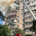 У Києві підозрюваний у злочині підірвав квартиру: поранені троє поліцейських