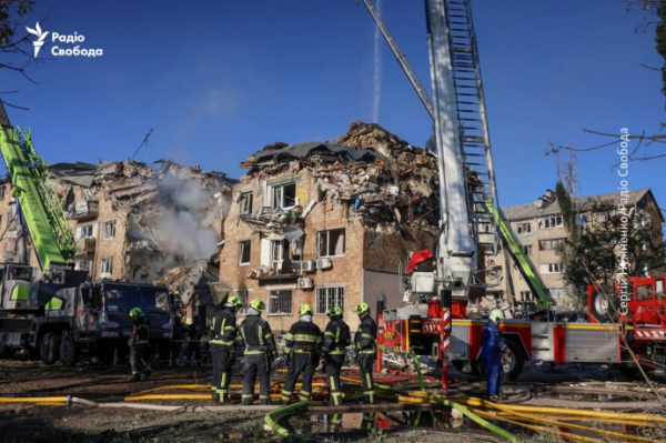 У Києві вже 18 загиблих, серед них 4 дітей, розбір завалів триває 