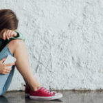 Угрожал незнакомке "слить" личные фото и требовал 10 тысяч долларов: в Киеве будут судить мужчину