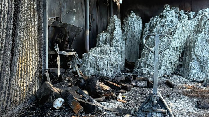 У Києві удар РФ зруйнував склад литовської волонтерської організації, яка допомагає фронту
