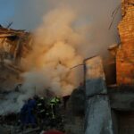"Із усього четвертого поверху цього крила, мабуть, тільки ми вижили": мешканці будинку в Дарницькому районі про атаку РФ