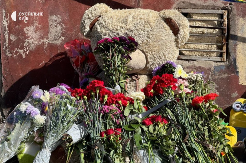 Загалом у Києві 25 загиблих: у Дарницькому районі завершили пошукові роботи