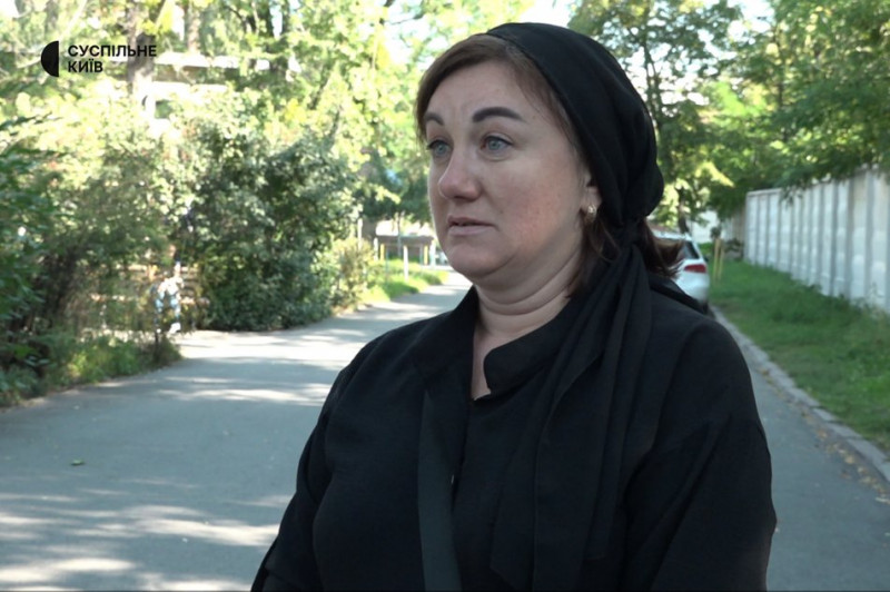 Берегла колоски на весілля, а принесла на похорон: у Києві попрощалися з загиблим 14-річним Назарієм Ковалем