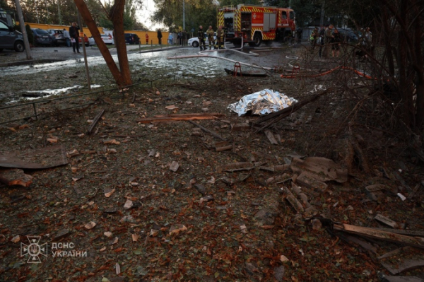 У Києві вже 18 загиблих, серед них 4 дітей, розбір завалів триває 