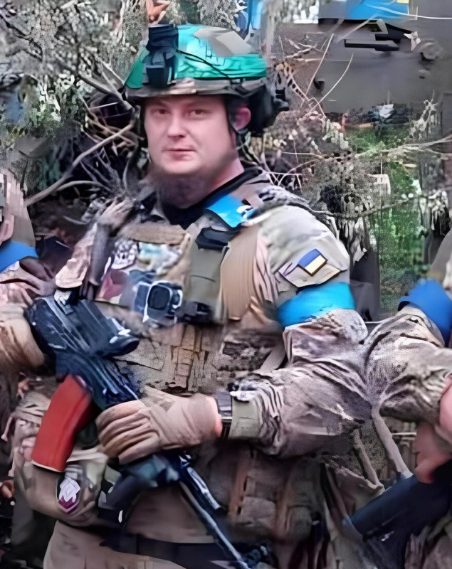 Втратив руки на фронті, але не силу духу: на Київщині ветеран здійснив давню мрію і відкрив піцерію