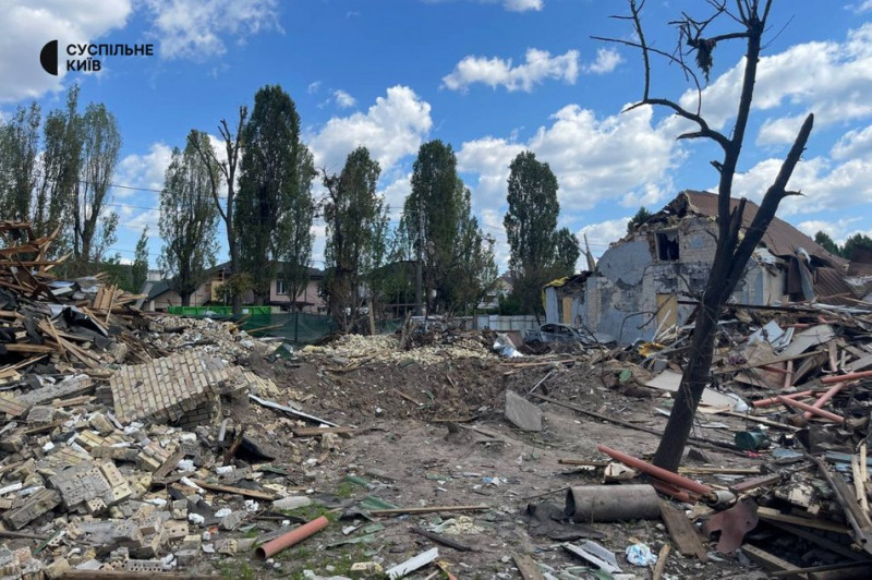 Два тижні після обстрілу: чи отримали допомогу мешканці понівеченого приватного сектору на Солом'янці
