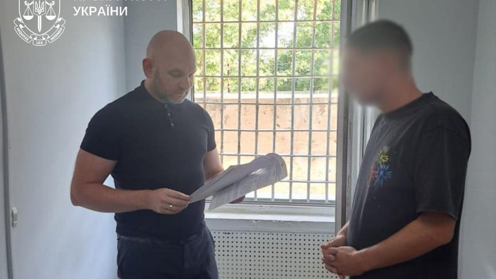 Потрапити в Румунію через Тису за 8 тис. доларів.: у Києві затримали підозрюваного в організації схеми