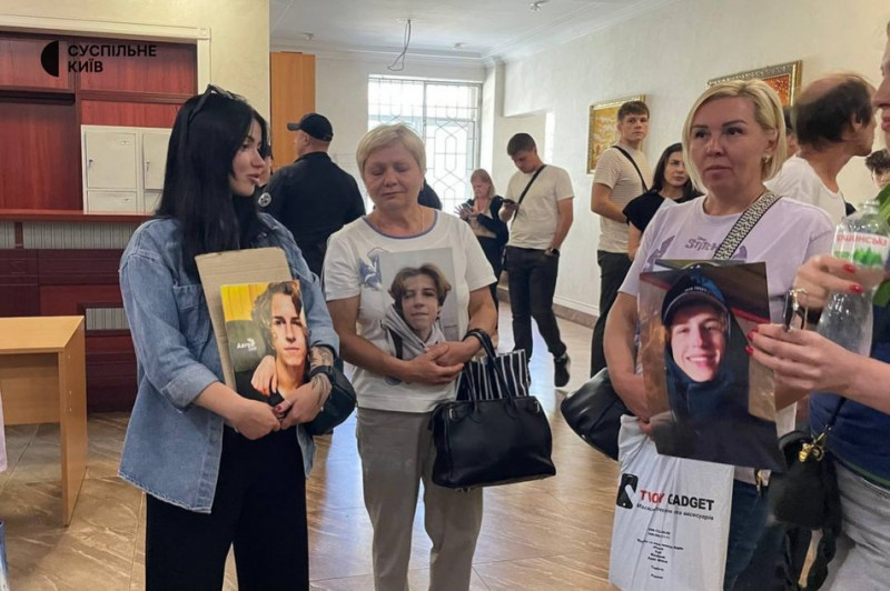 Справа про вбивство підлітка на станції фунікулера у Києві: суд оголосив вирок