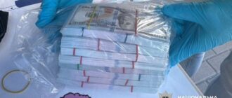 Заробив 82 тисячі доларів на охочих уникнути мобілізації: у Києві затримали підозрюваного в організації схеми
