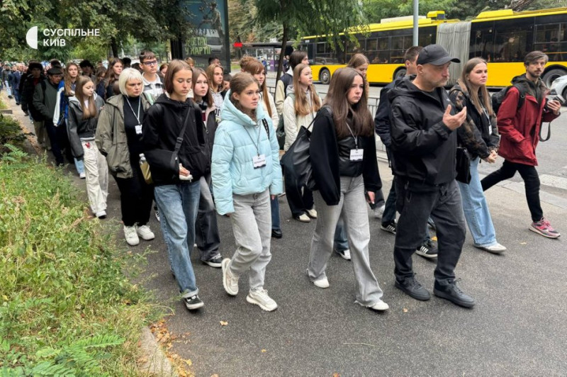 Вшанували жертв Бабиного Яру: у Києві відбувся десятий щорічний "Марш Пам'яті"