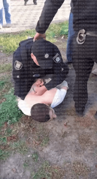 Жестокое задержание мужчины на ДВРЗ: в полиции Киева прокомментировали инцидент