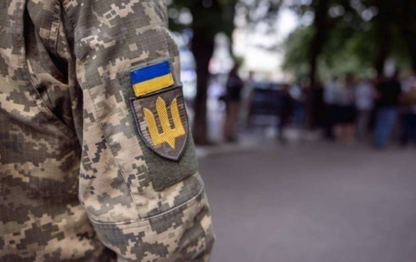 В Киеве мужчина, находящийся в розыске ТЦК, укусил полицейского