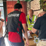 Продавал "бронь" за $10 000: в Киеве задержали чиновника Минобороны