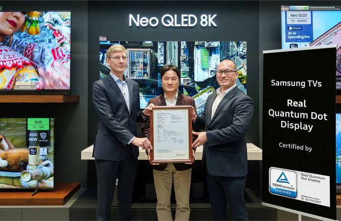 Чому Samsung залишається №1 на ринку телевізорів: секрет успіху в QLED та Vision AI фото 1