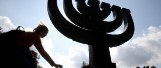 Державна архівна служба презентувала списки загиблих у Бабиному Яру
