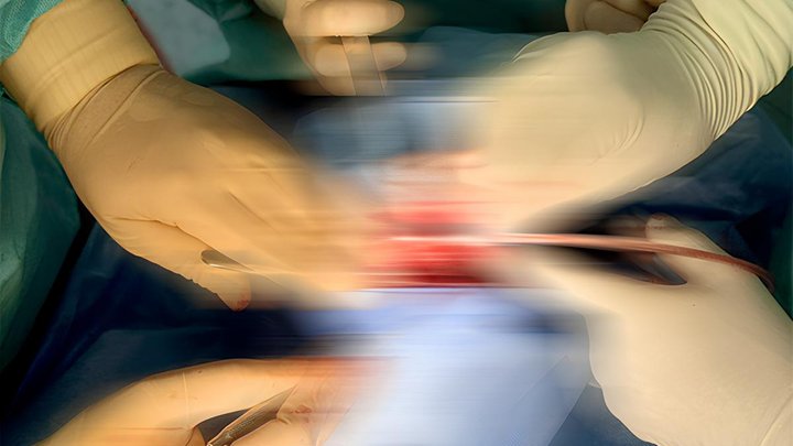 Про три роки полону з кулею у серці та про улюблені катування росіян, розповів парамедик з "Азовсталі"