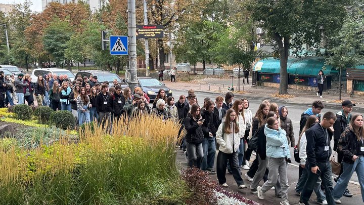 Вшанували жертв Бабиного Яру: у Києві відбувся десятий щорічний "Марш Пам'яті"