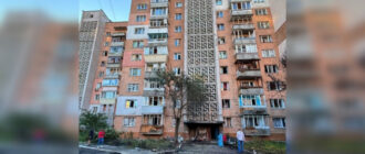 Россия атаковала Вышгород дронами: сбили 70 БПЛА, во двор многоэтажки упал "Шахед" (фото)