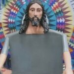 "Воскрісло": На OLX продають крісло з зображенням Ісуса за 10 000 гривень