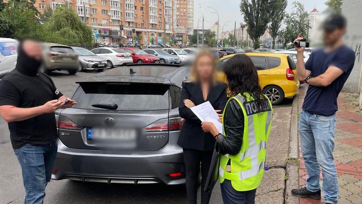 Захист від мобілізації за 17 тис. дол. США: у Києві викрили чергову корупційну схему