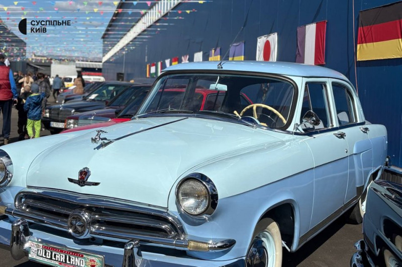 У Києві проходить технічний фестиваль Old Car Land
