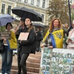 У Києві відбулася традиційна акція-нагадування "Не мовчи! Полон вбиває"