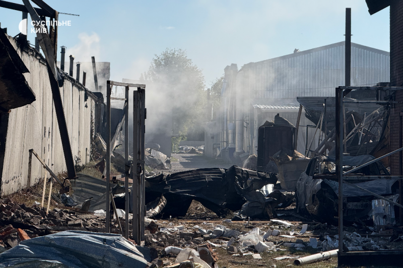 Пожежі на підприємстві та гаражному кооперативі: що відомо про наслідки атаки по Білій Церкві