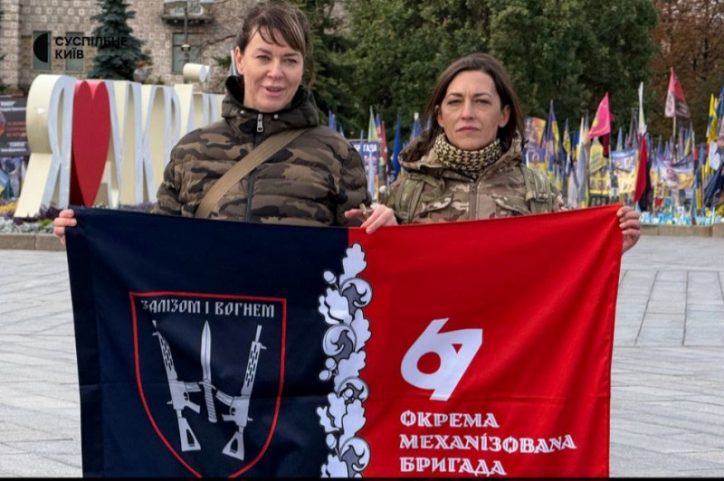 У середмісті Києва вшанували загиблих військових