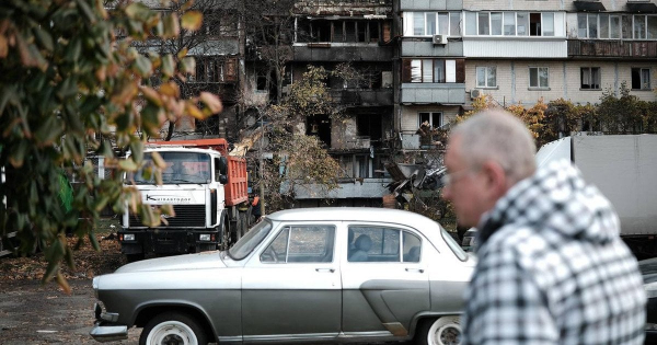 У Києві завершили ліквідацію наслідків російського удару (фото)
  
 У Києві завершили ліквідацію наслідків російського удару (фото)