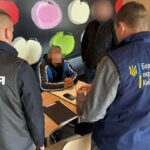Обіцяв "вирішити питання" у ТЦК за 8,5 тис. дол. США: у Борисполі затримали підозрюваного