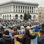 "Об'єднані тишею, що голосніші за слова": у Києві відбулася акція на підтримку зниклих безвісти бійців