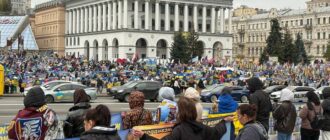 "Об'єднані тишею, що голосніші за слова": у Києві відбулася акція на підтримку зниклих безвісти бійців "Об'єднані тишею, що голосніші за слова": у Києві відбулася акція на підтримку зниклих безвісти бійців