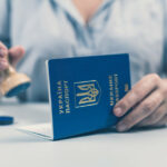 Верховна Рада заборонила російську мову у записах паспортів-книжечок