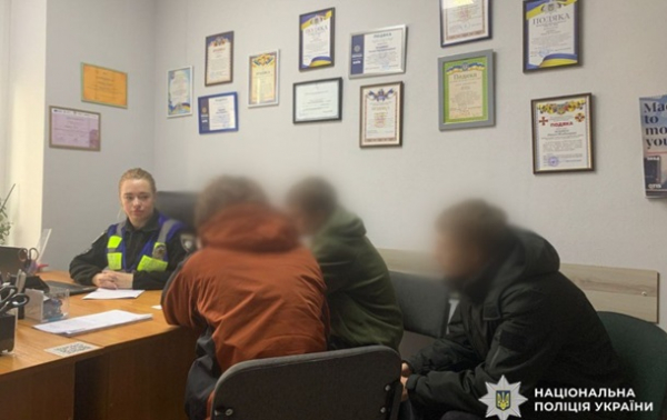 Напад біля синагоги: поліція розшукала трьох підлітків