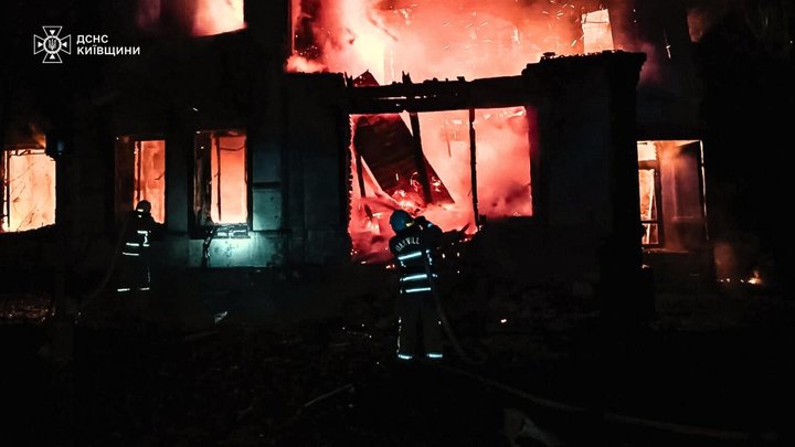Атака безпілотників на Київську область: двох людей госпіталізували до лікарні
