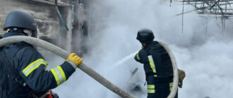 Масований удар по Київщині: ворог поцілив в енергетику — люди без світла, пошкоджені будинки